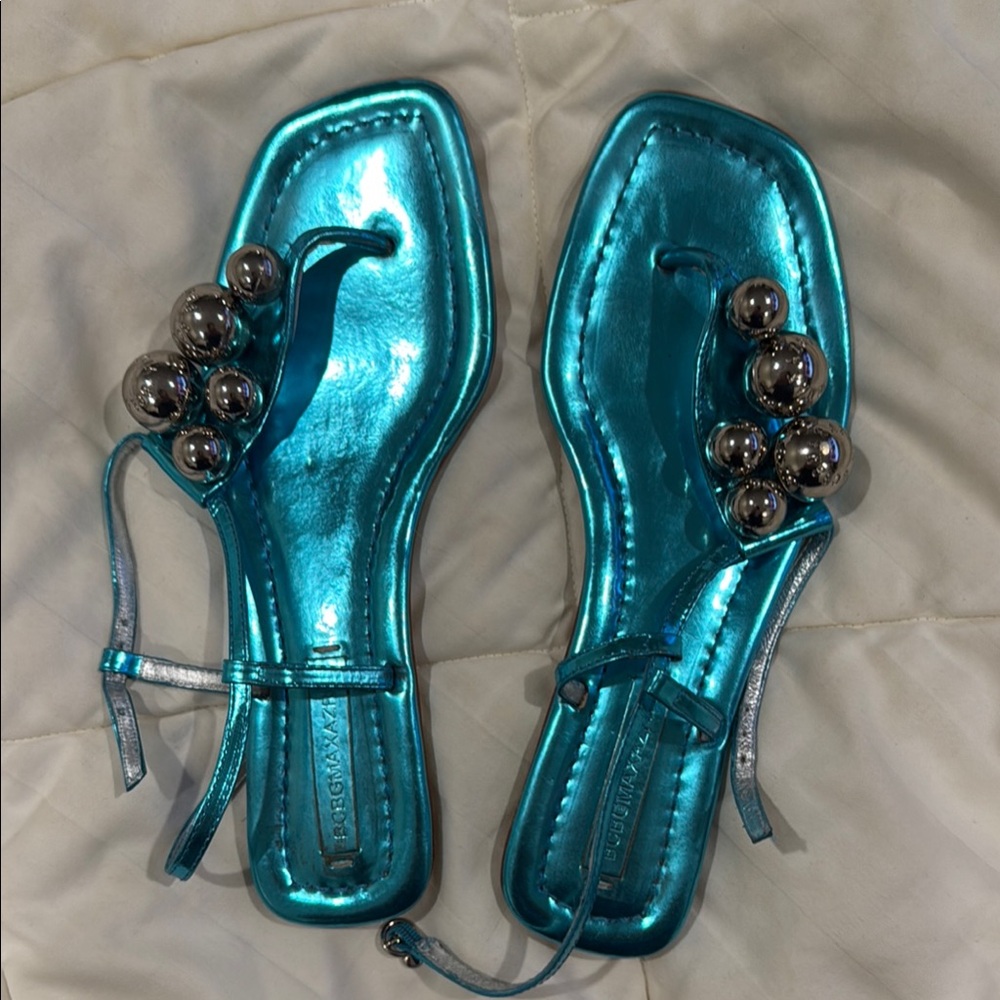 BCBGMAXAZRIA Metallic Turquoise Sandals w/ Silver Ball Accents – Size 9B/39